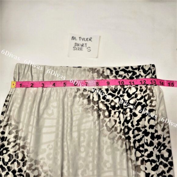 𝅺MICHAEL Tyler  Cream Color Printed Skirt Sizes S, M, XXL - Picture 6 of 16